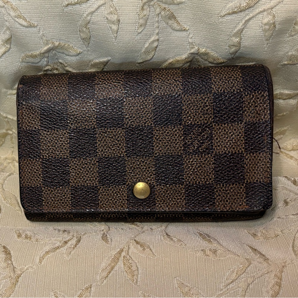 Louis Vuitton Damier Ebene Wallet